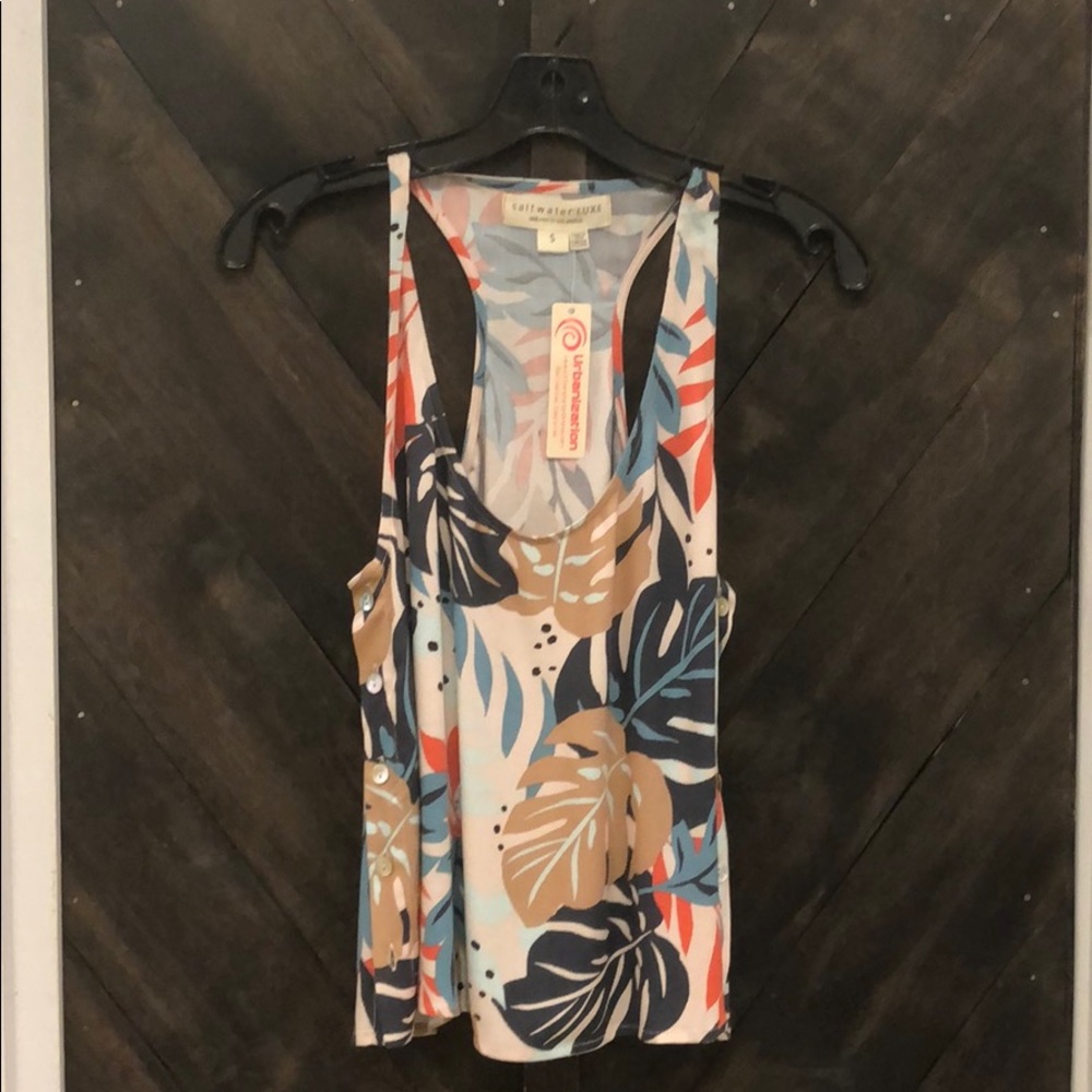 Saltwater Luxe tank